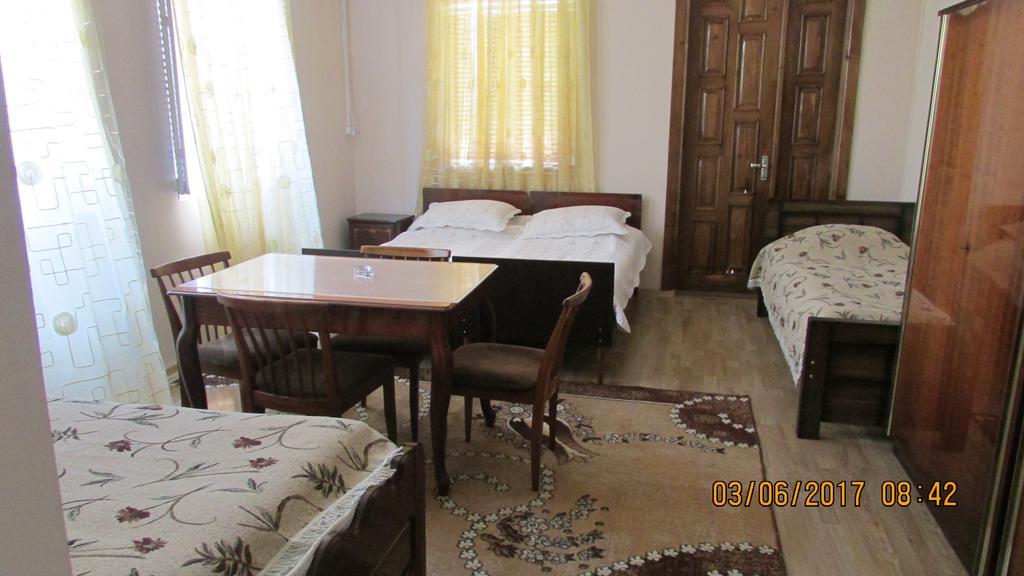Sunny House Kobuleti Exterior foto